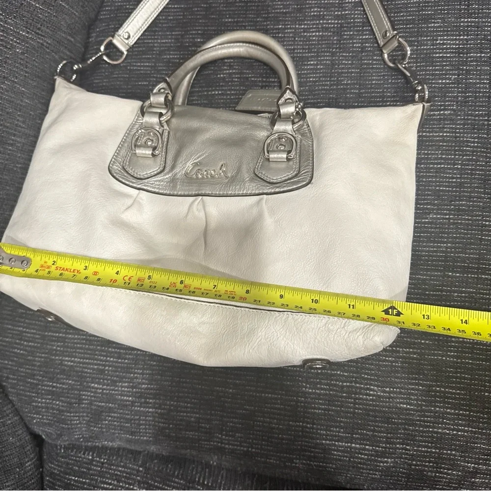 Coach Metallic Silver and Cream Satchel - excellent condition - Picture 12 of 16